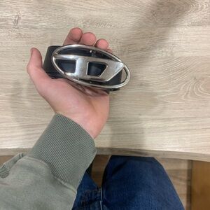 Diesel D shiny belt